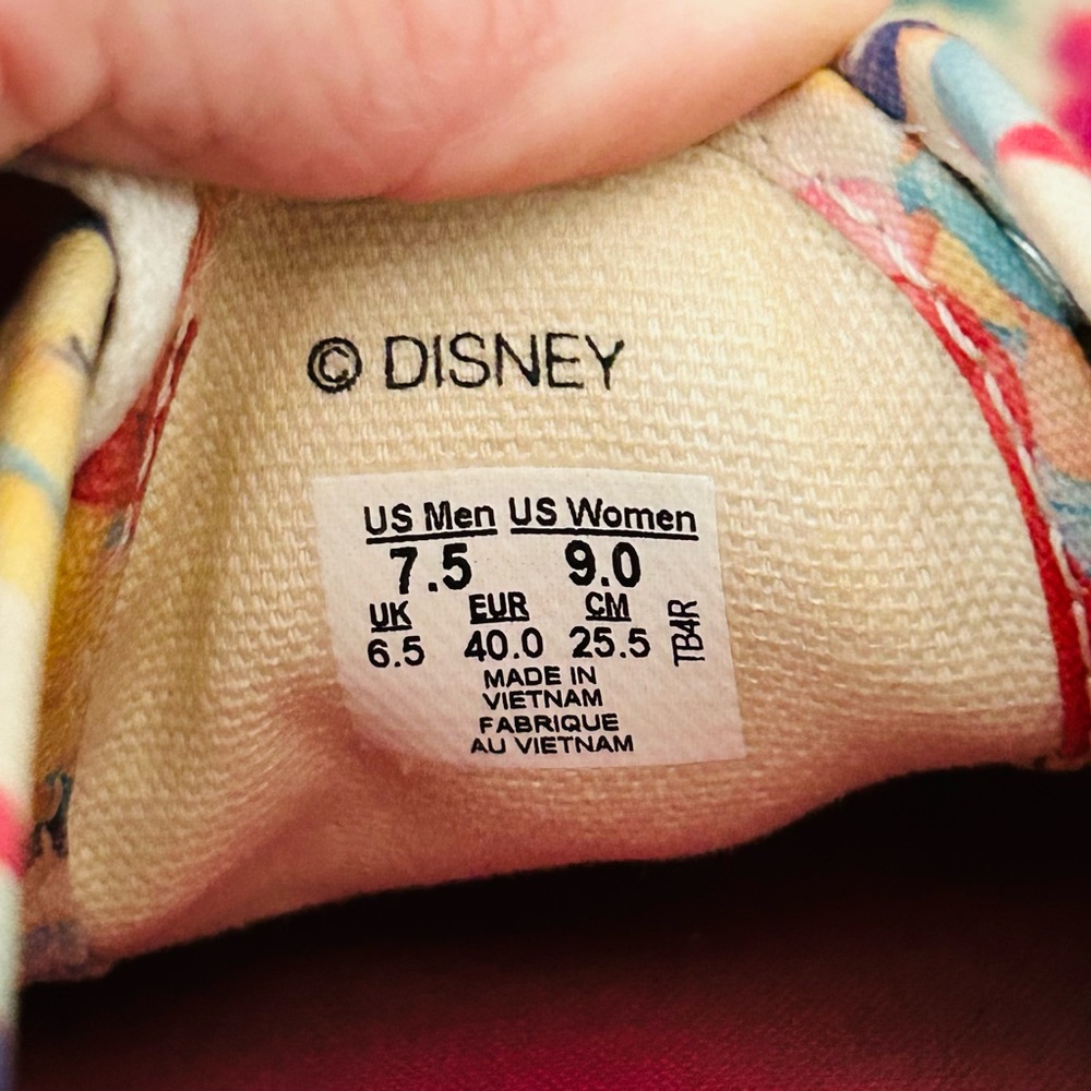 Disney princess van authentic sneakers 7.5m/9w - Picture 4 of 5